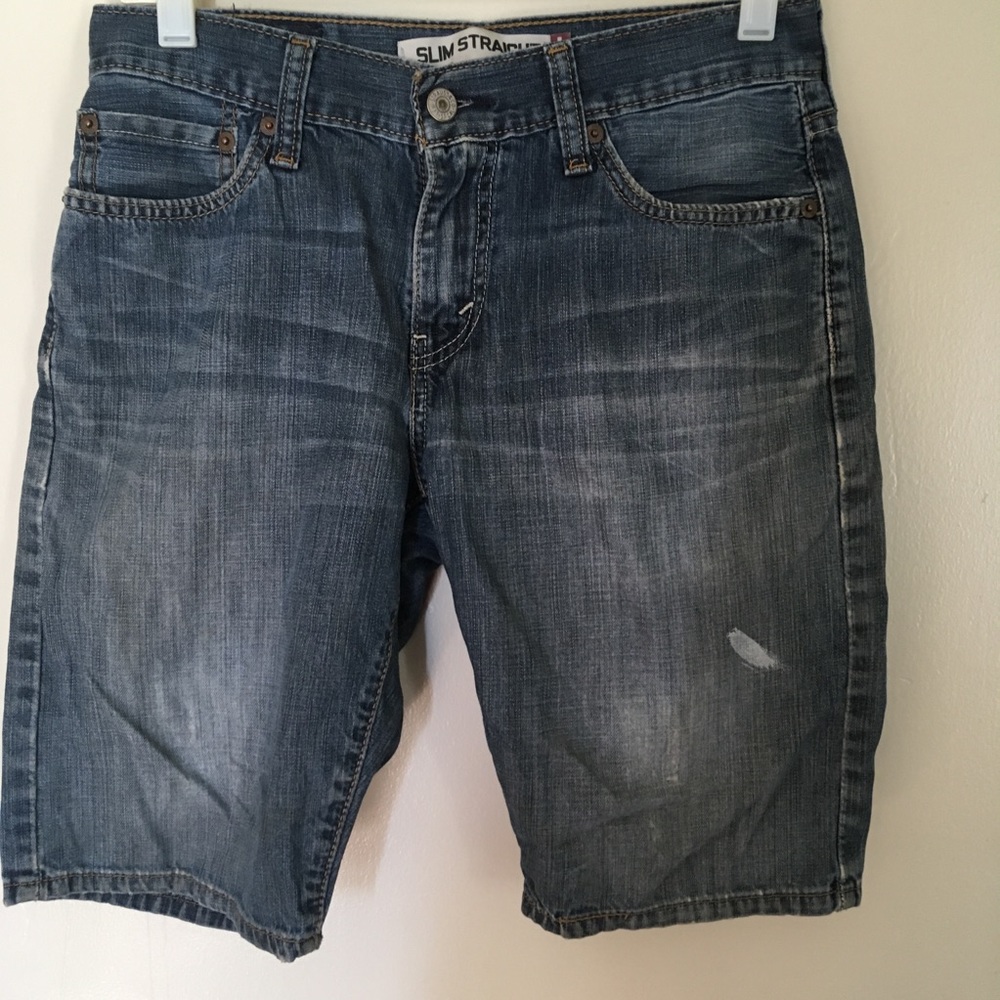 Levi’s 514 Strauss & CO Slim Straight Jean shorts